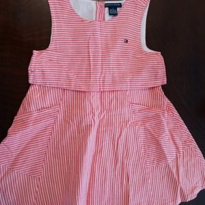Tommy Hilfiger. Size 4